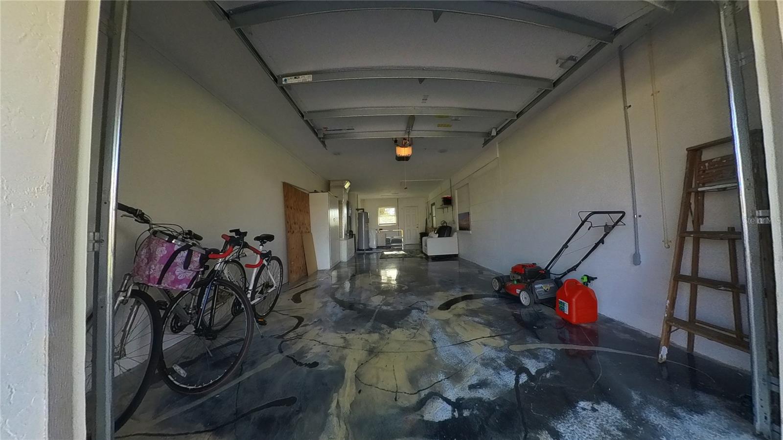 Image 33 of 41 For 511 Dona Drive