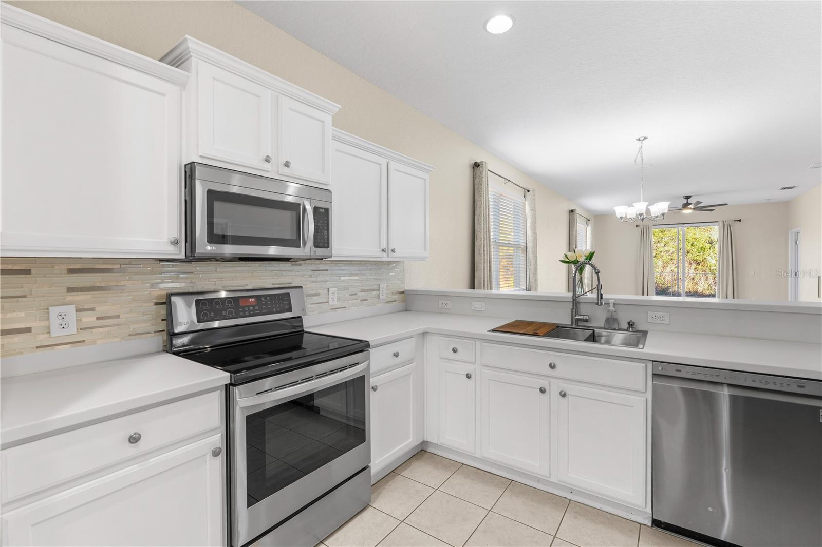 Image 12 of 49 For 7051 Chatum Light Run