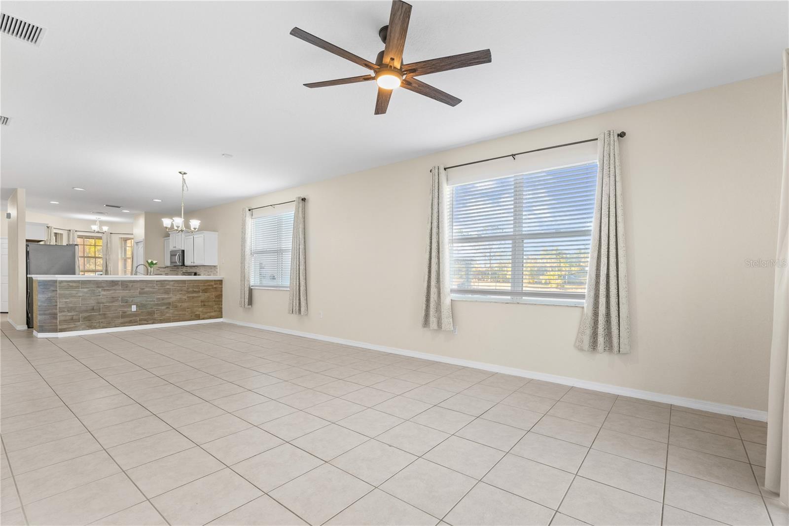 Image 25 of 49 For 7051 Chatum Light Run