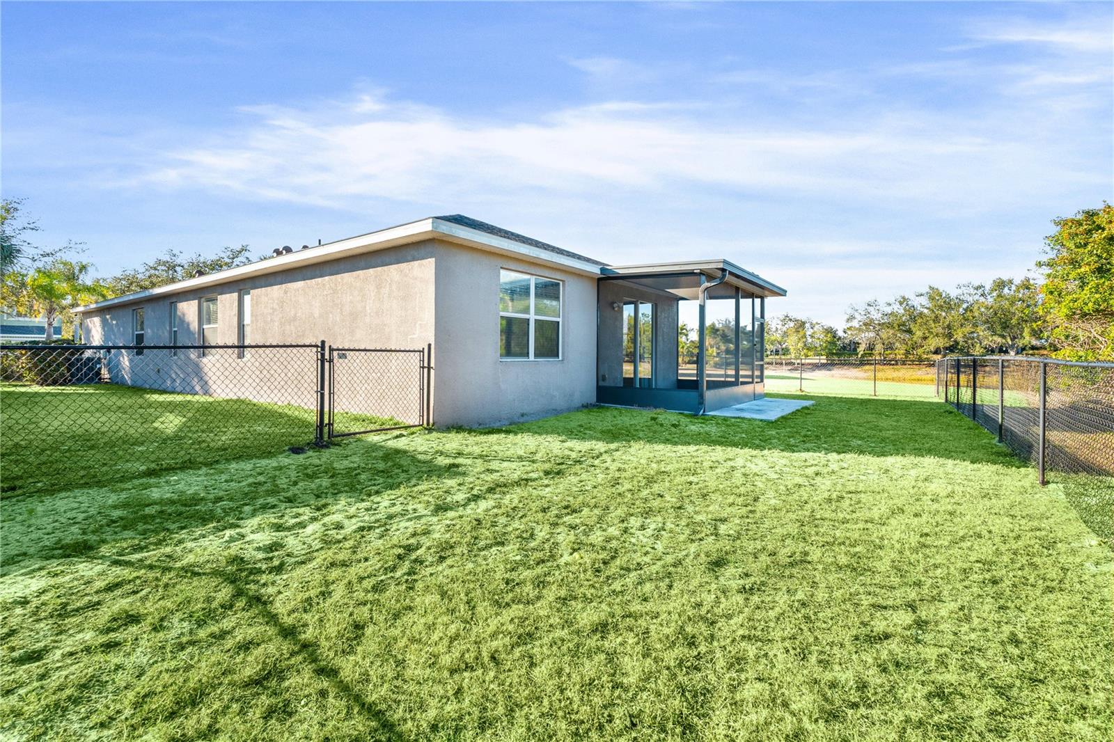 Image 39 of 49 For 7051 Chatum Light Run