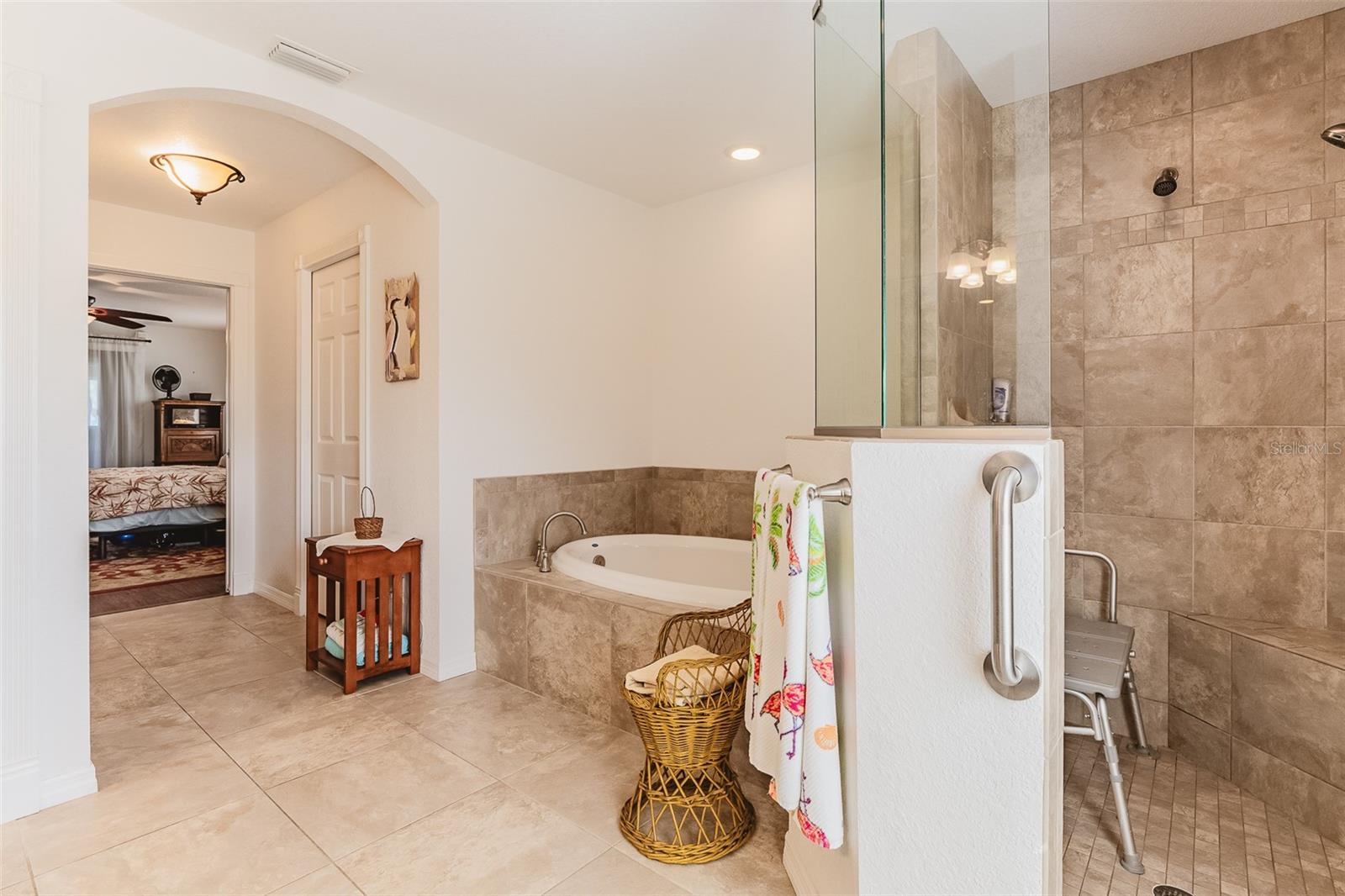 Image 17 of 32 For 134 Dartmouth Drive Nw