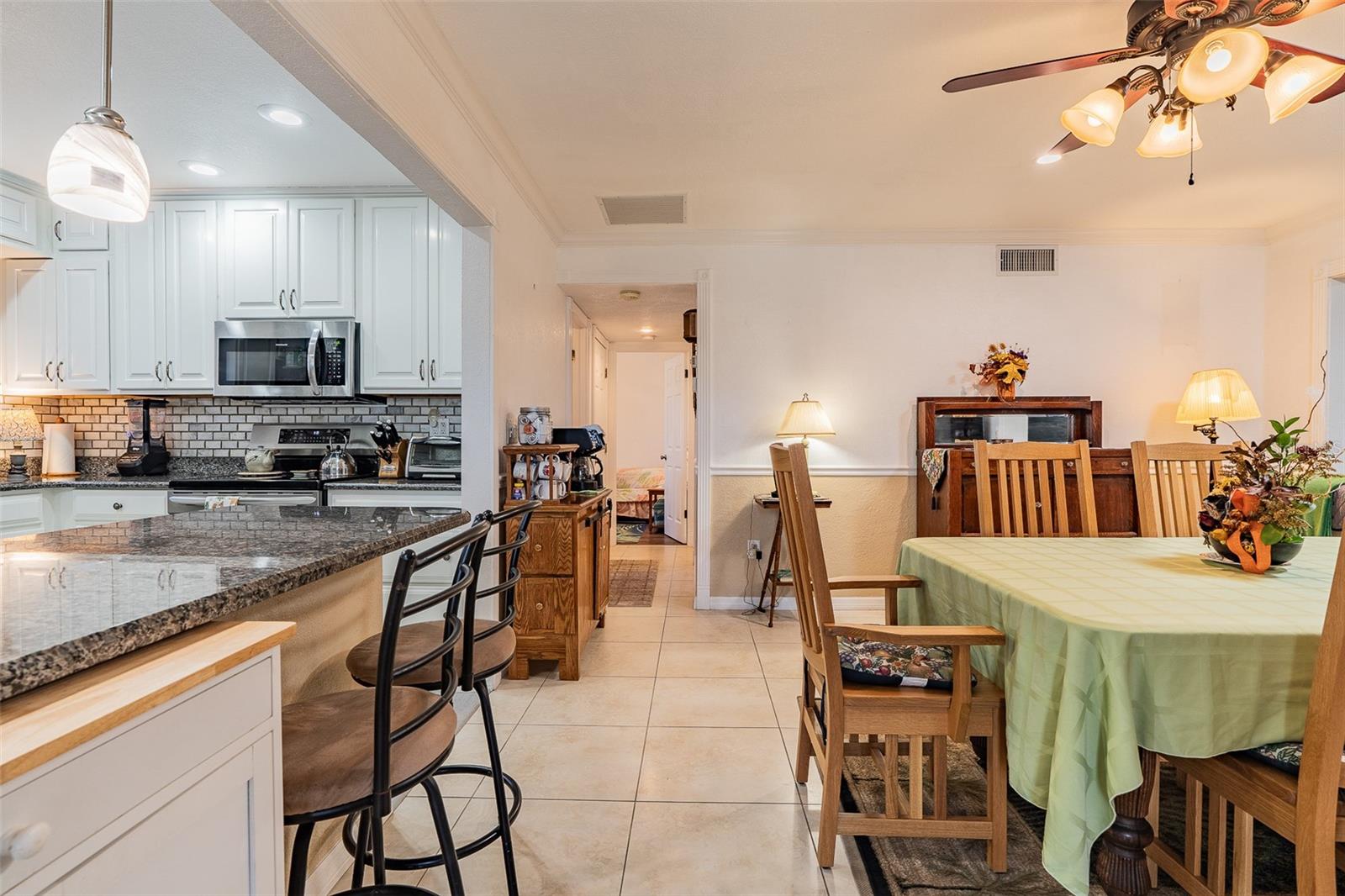 Image 7 of 32 For 134 Dartmouth Drive Nw