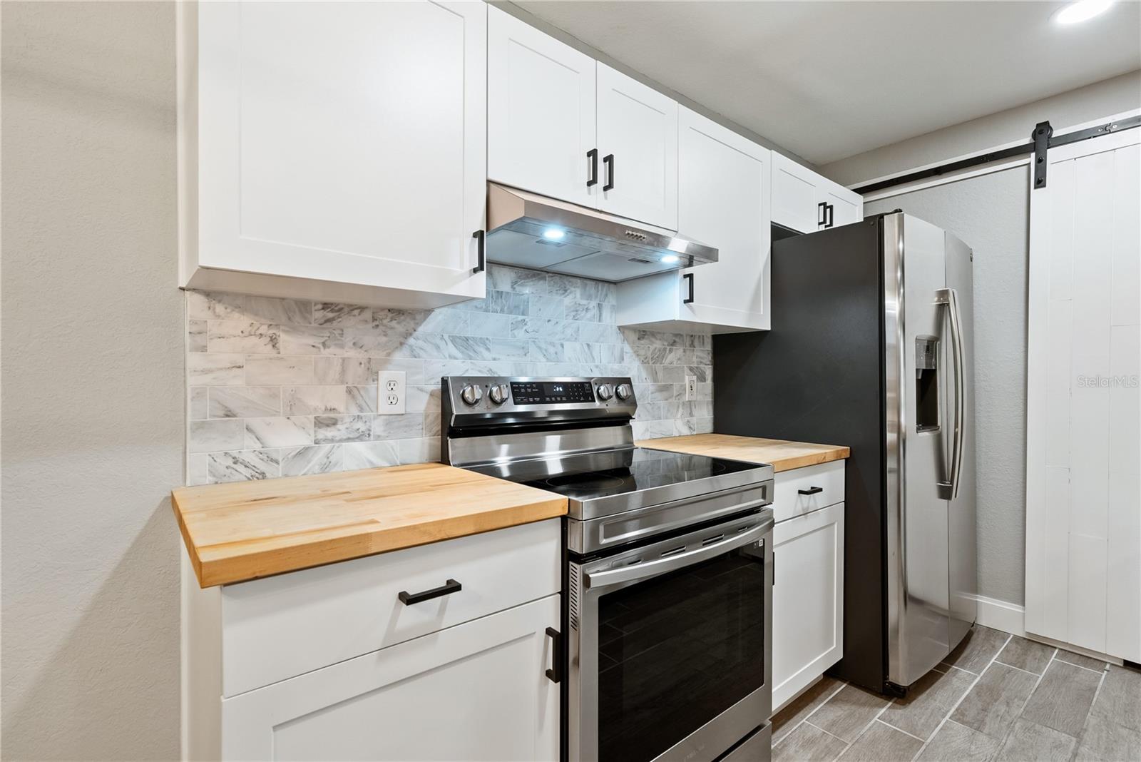 Image 12 of 35 For 7424 Vista Way 104