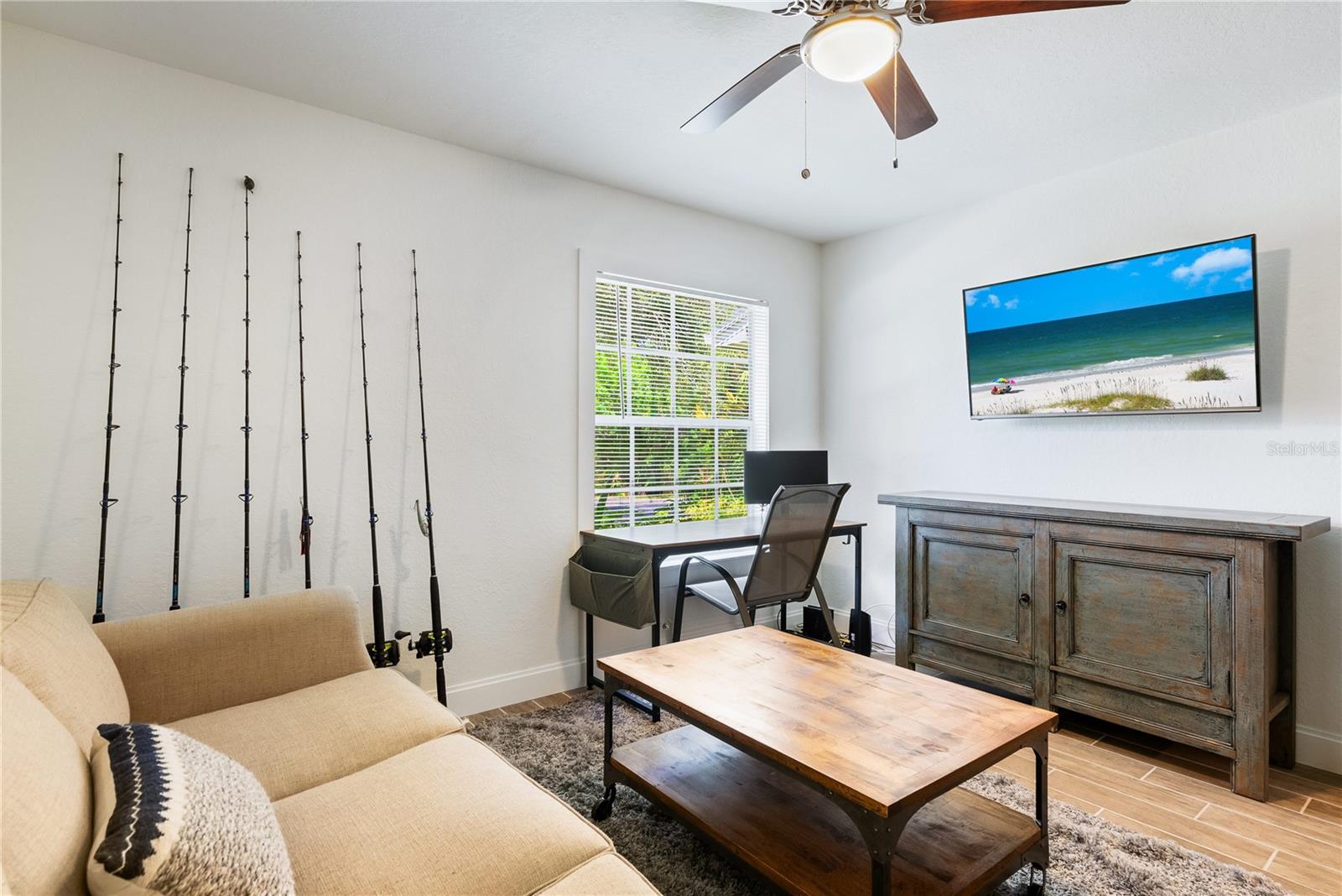 Image 22 of 35 For 7424 Vista Way 104