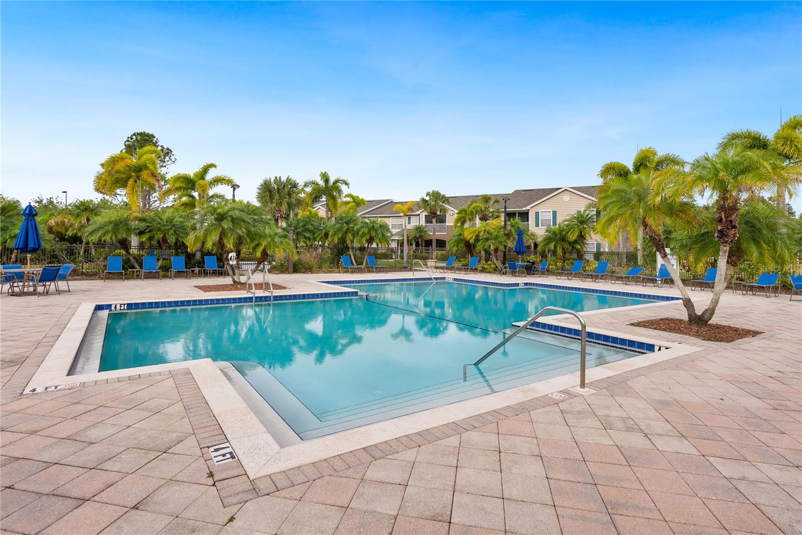 Image 29 of 35 For 7424 Vista Way 104