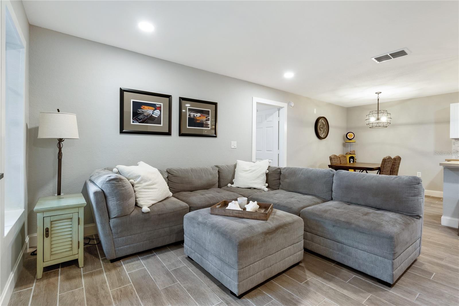 Image 4 of 35 For 7424 Vista Way 104