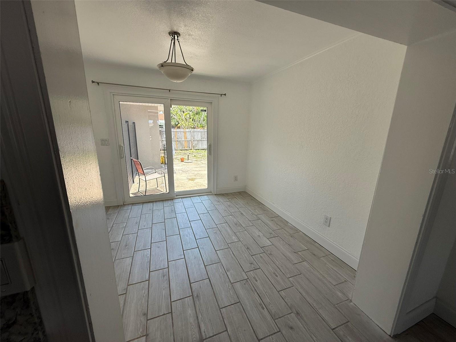 Image 9 of 14 For 460 82nd Avenue