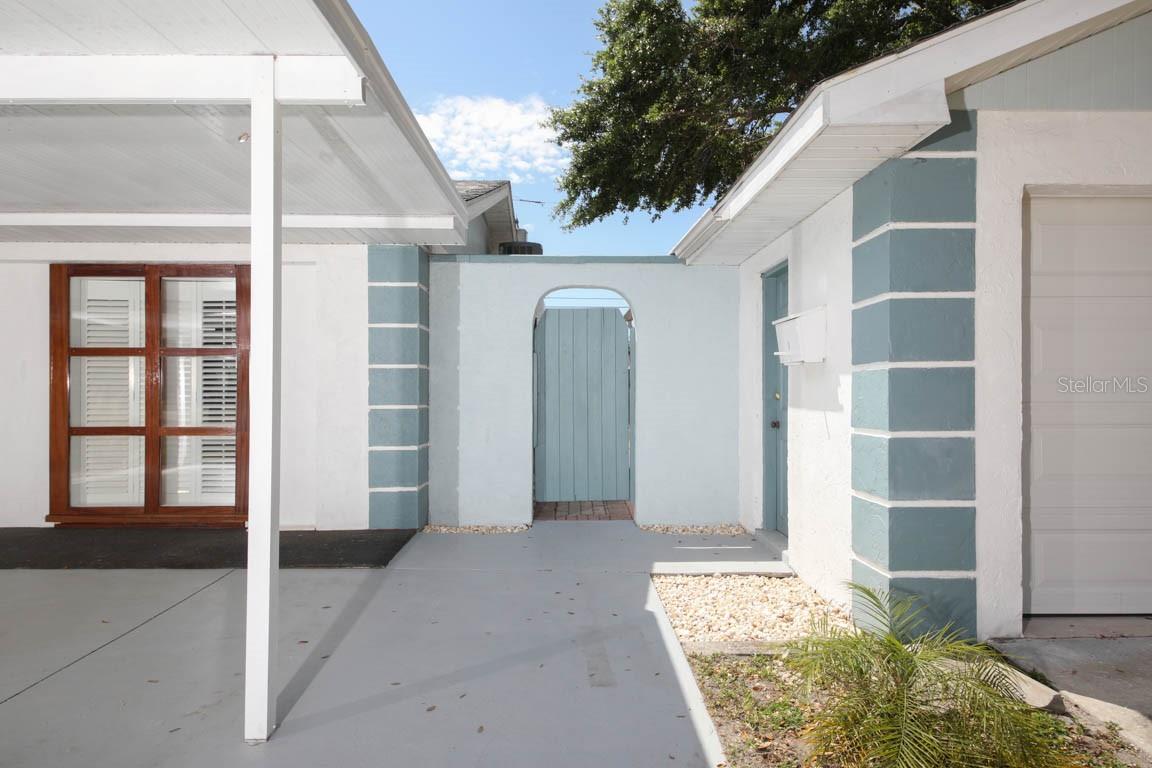 Image 4 of 31 For 1000 Gantt Avenue