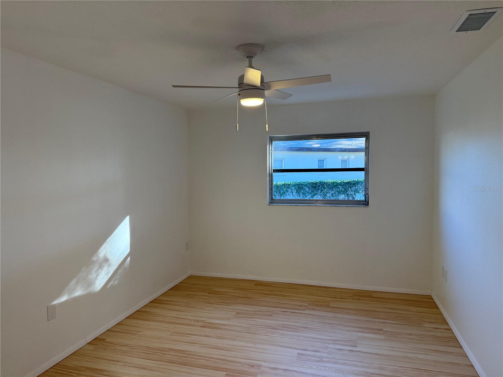 Image 11 of 29 For 2826 Swifton Drive 114