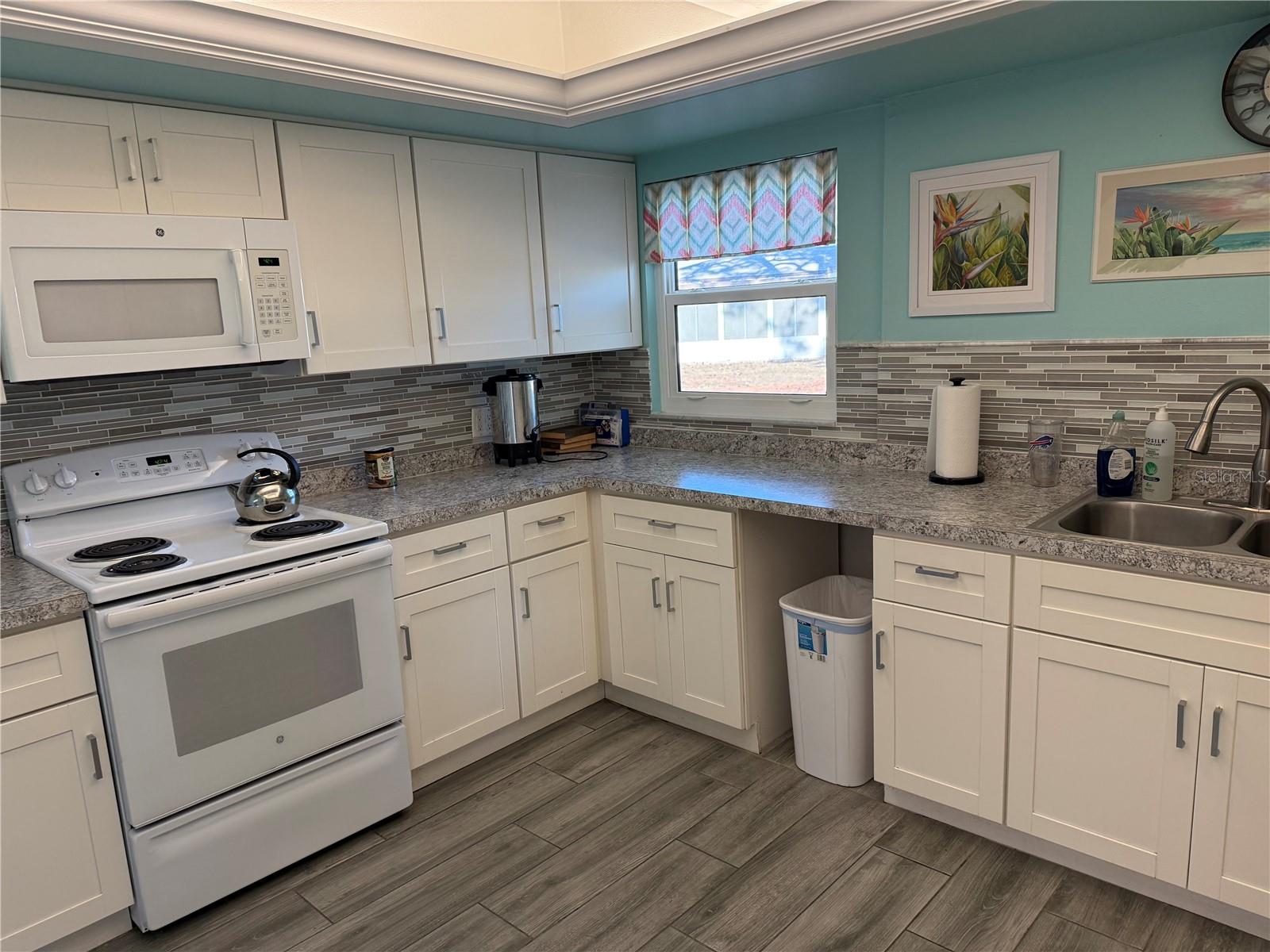 Image 21 of 29 For 2826 Swifton Drive 114