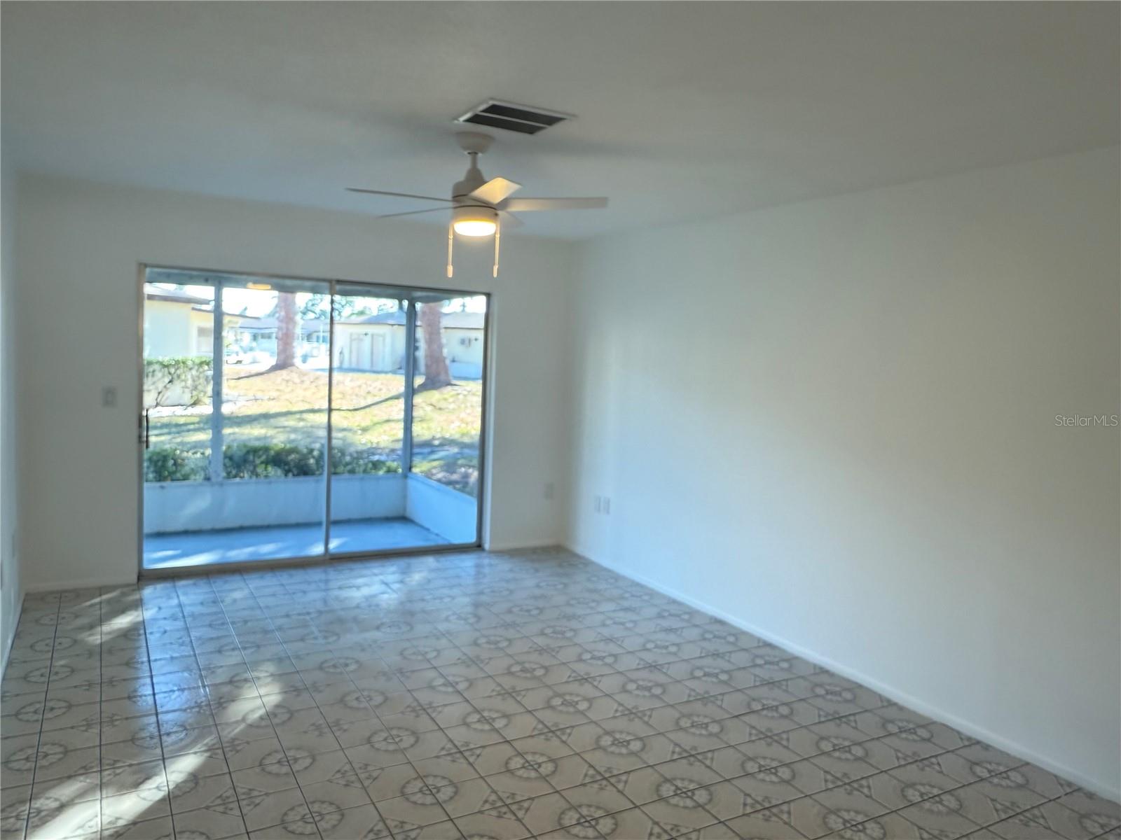 Image 8 of 29 For 2826 Swifton Drive 114