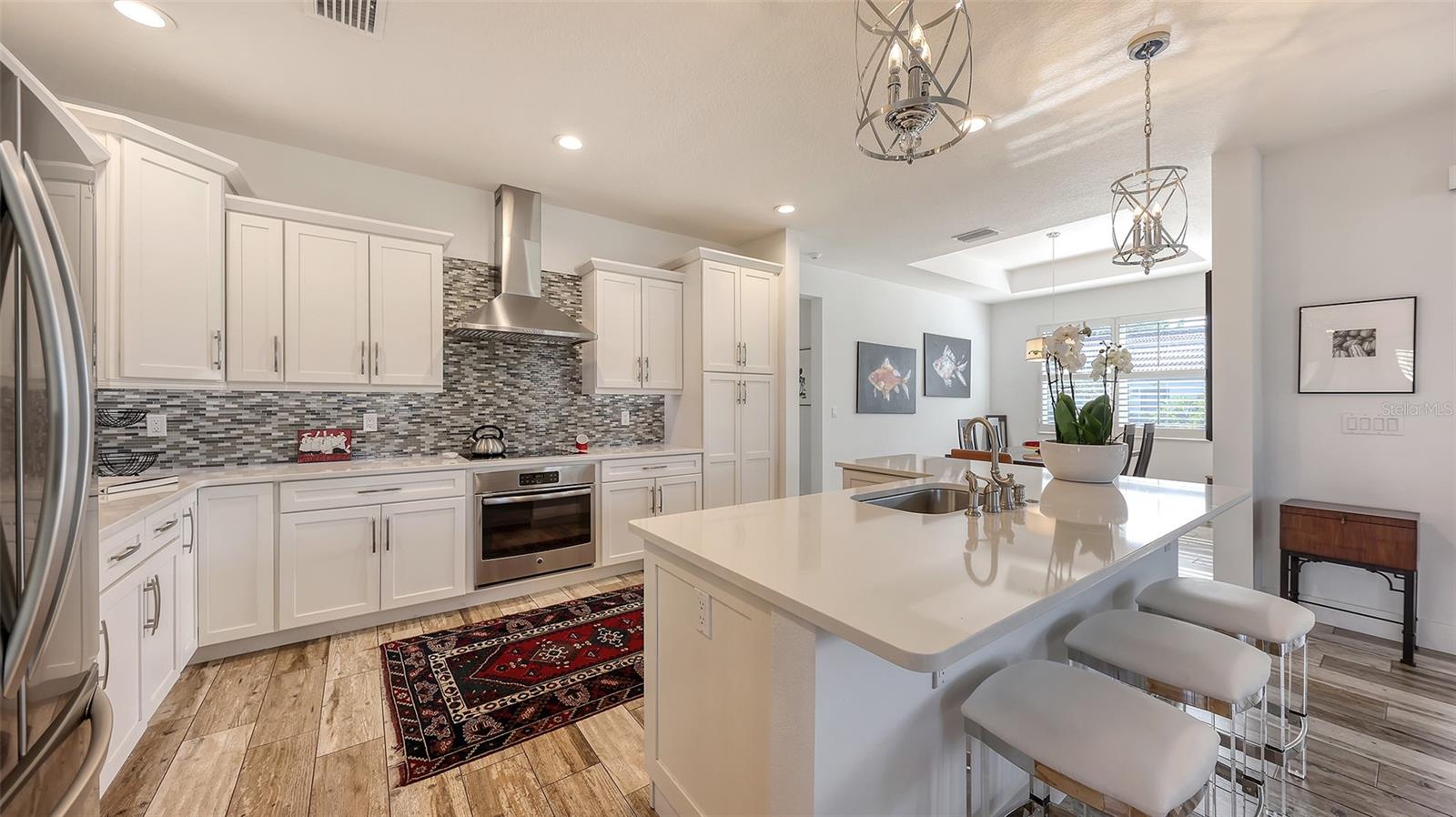 Listing photo id 10 for 4756 Ringwood Meadow