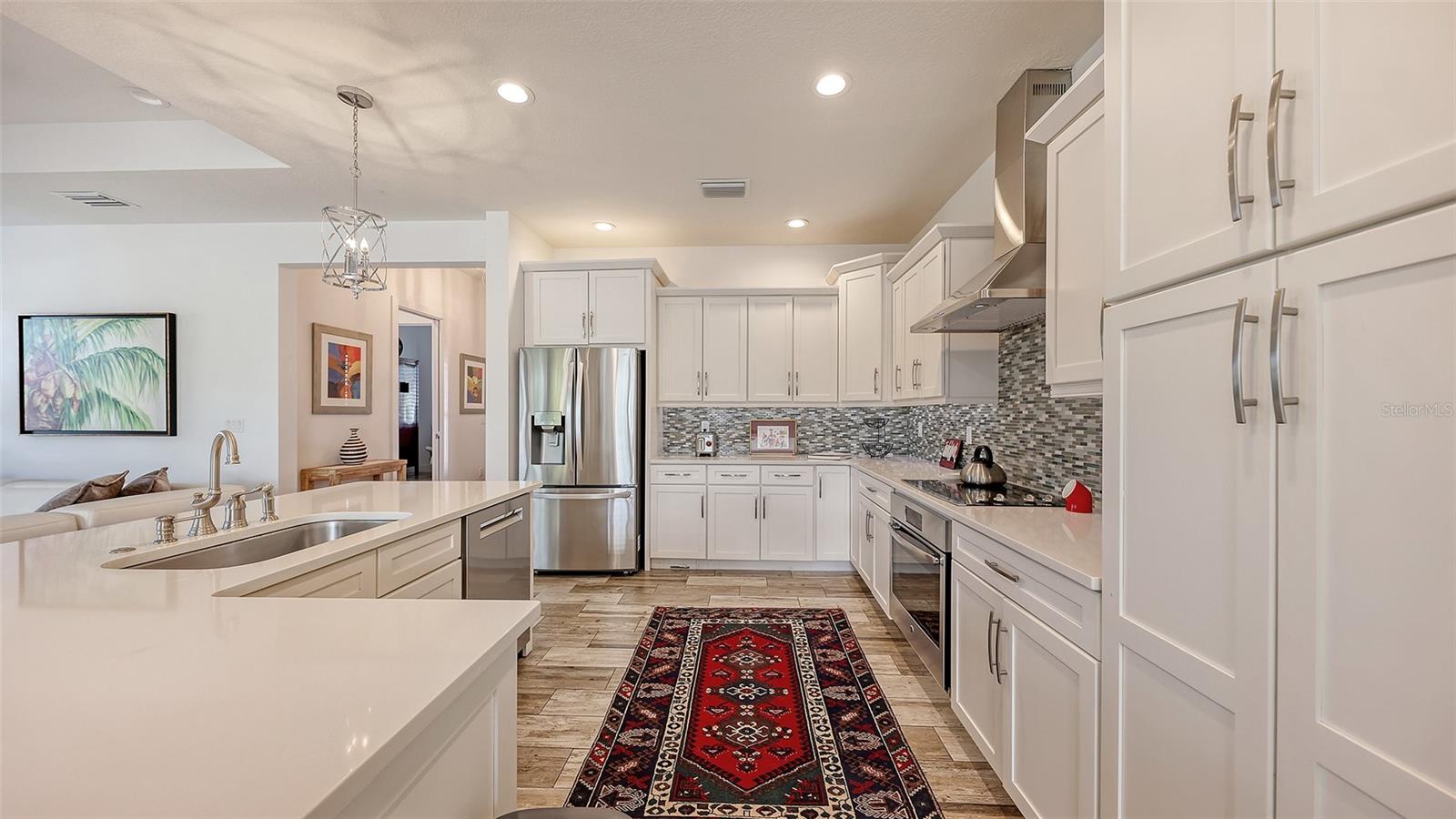 Listing photo id 12 for 4756 Ringwood Meadow