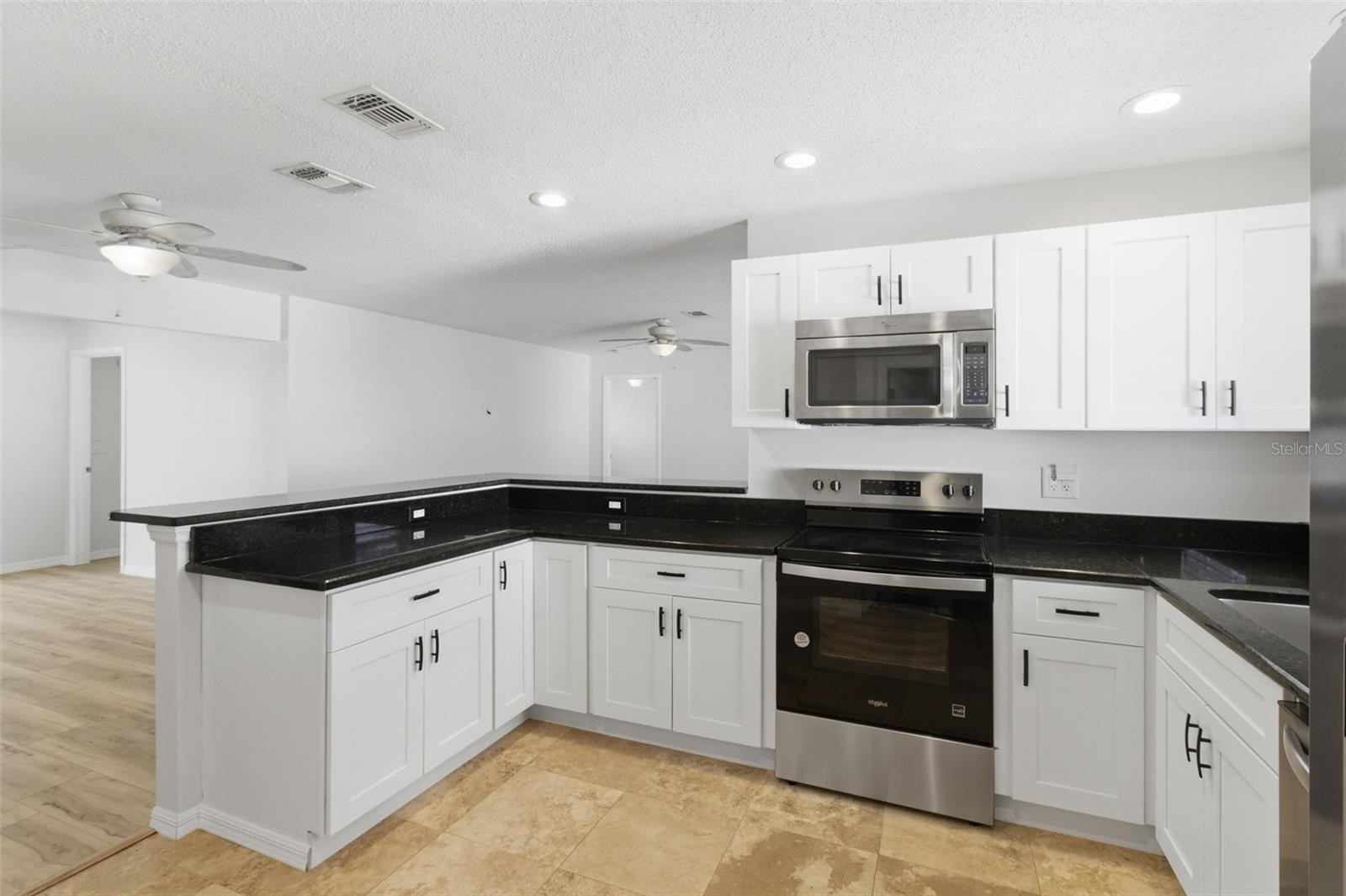 Image 11 of 33 For 5223 Shadow Lawn Drive