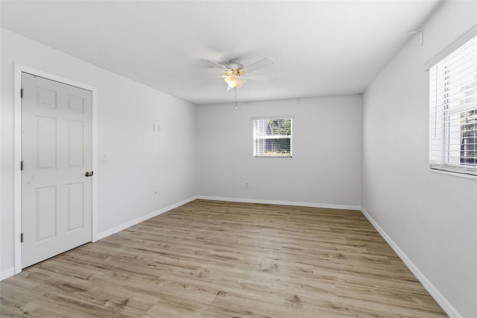 Image 16 of 33 For 5223 Shadow Lawn Drive