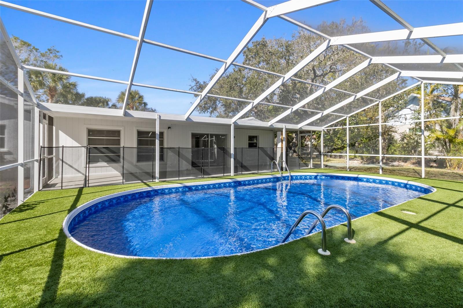 Image 24 of 33 For 5223 Shadow Lawn Drive