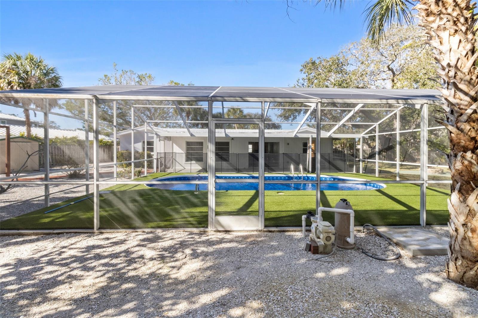 Image 28 of 33 For 5223 Shadow Lawn Drive