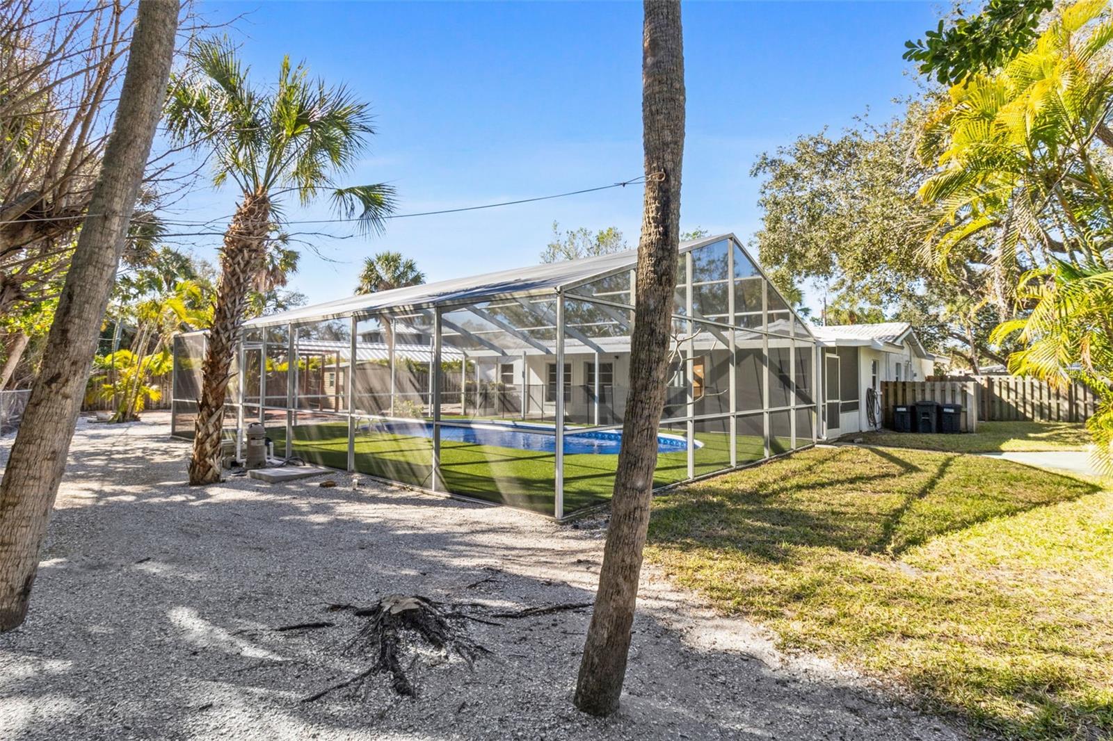 Image 29 of 33 For 5223 Shadow Lawn Drive