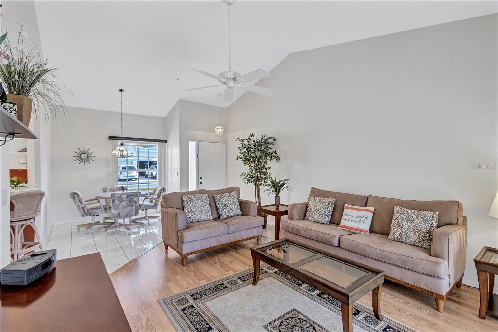 Image 17 of 69 For 5430 Fair Oaks Street 5430