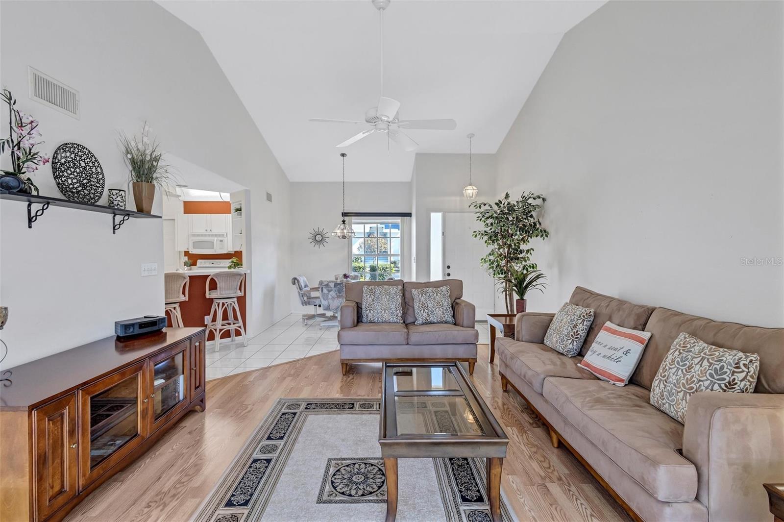 Image 19 of 69 For 5430 Fair Oaks Street 5430