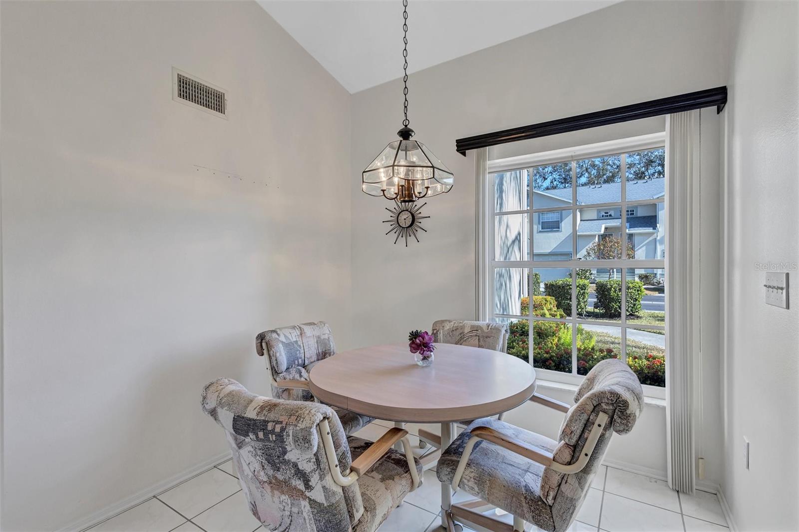 Image 26 of 69 For 5430 Fair Oaks Street 5430