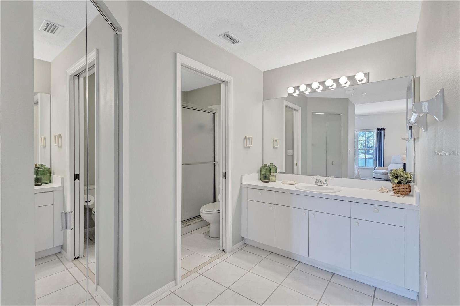 Image 37 of 69 For 5430 Fair Oaks Street 5430