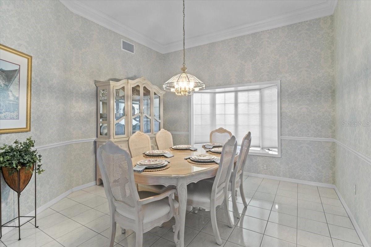 Image 15 of 99 For 3002 Wilderness Boulevard W