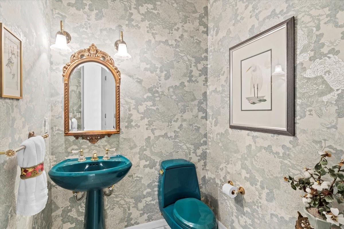 Image 16 of 99 For 3002 Wilderness Boulevard W