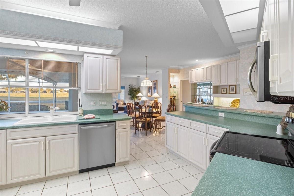 Image 18 of 99 For 3002 Wilderness Boulevard W