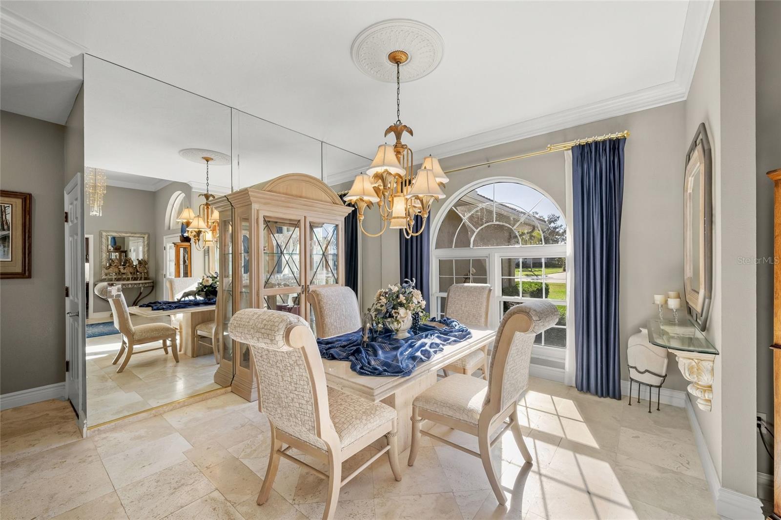 Image 15 of 80 For 8890 Misty Creek Drive