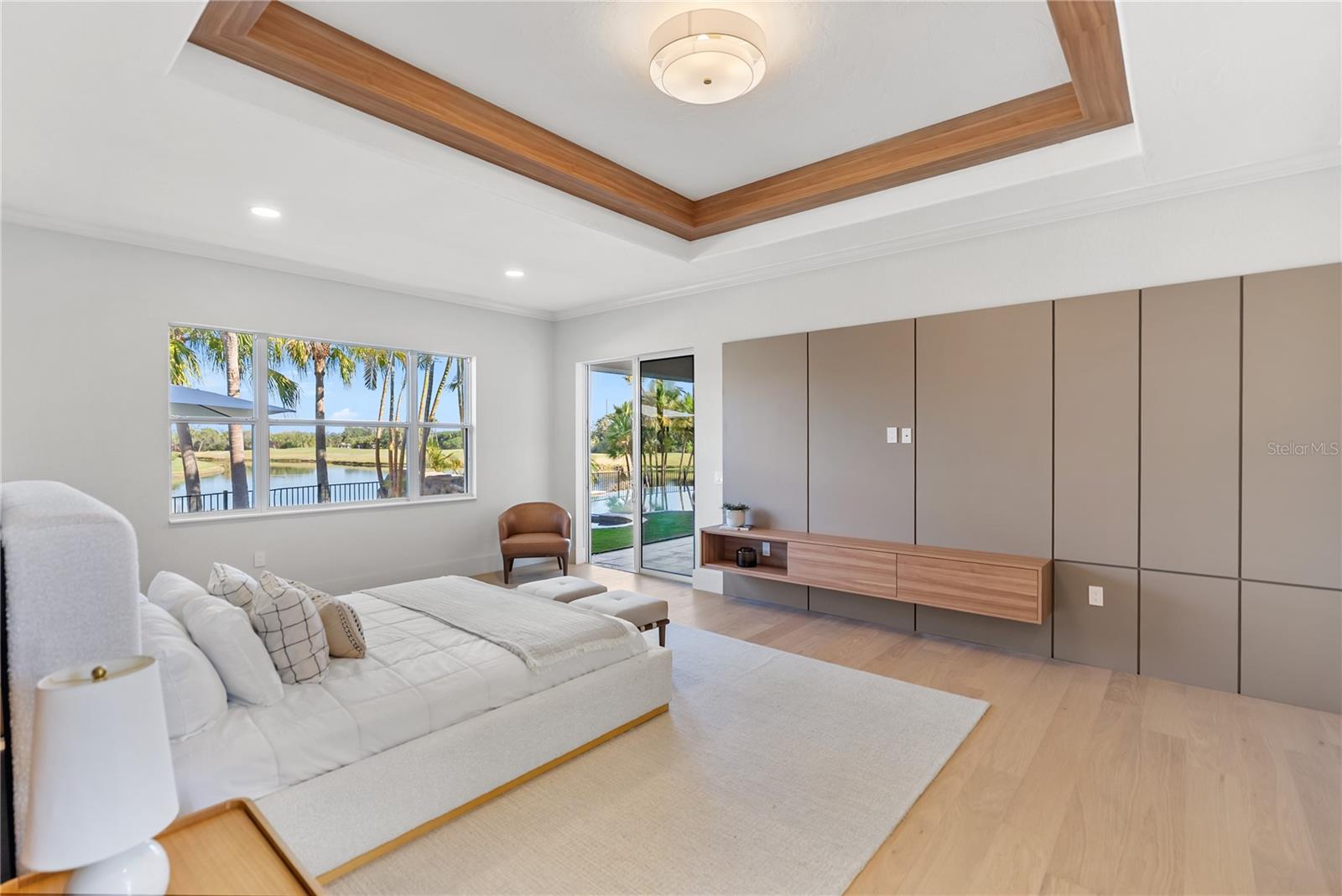 Image 16 of 41 For 11007 Big Bass Place