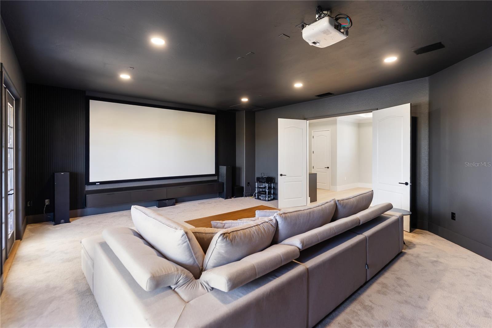 Image 20 of 41 For 11007 Big Bass Place