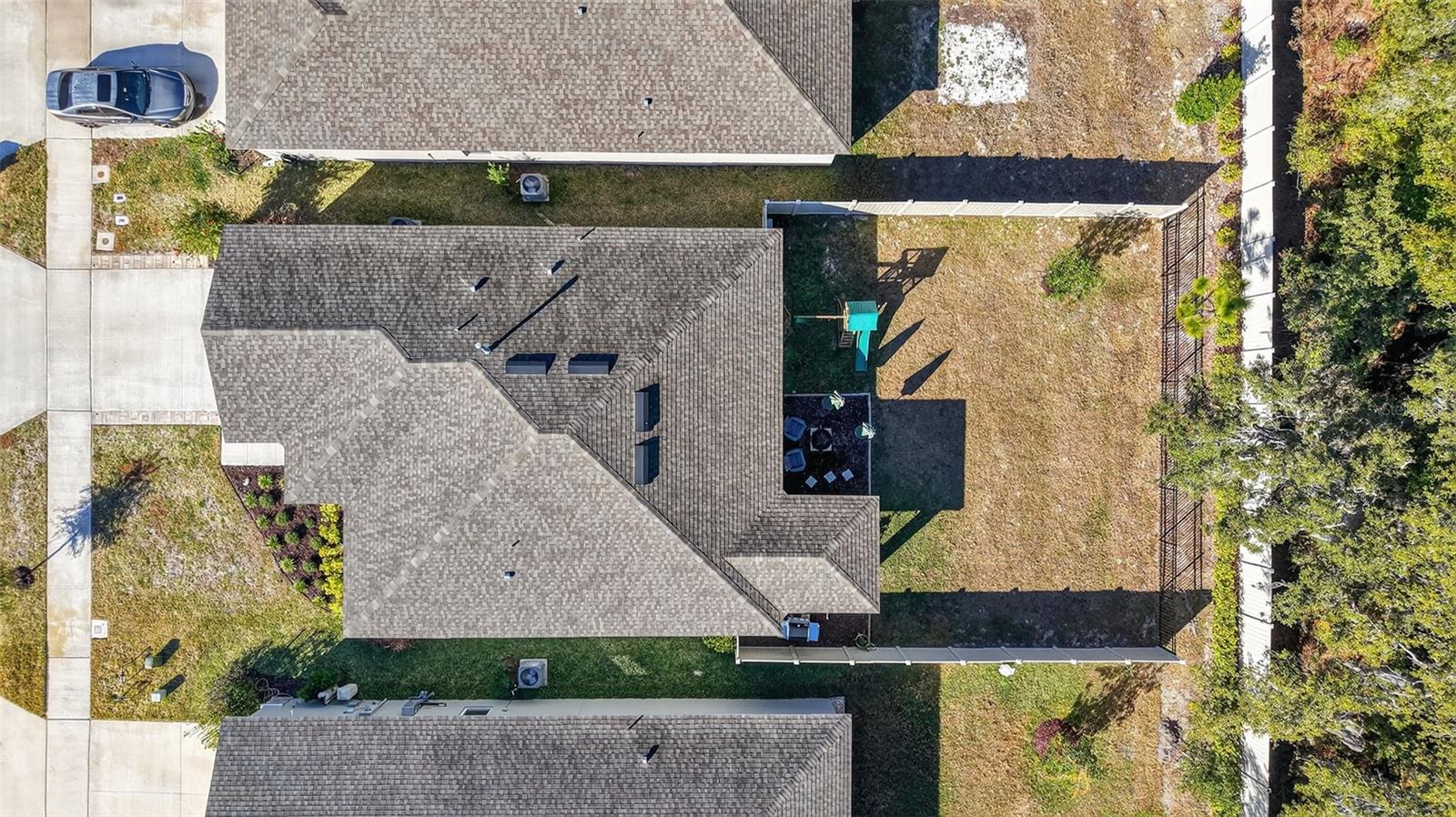 Image 3 of 40 For 33692 Sky Blossom Circle