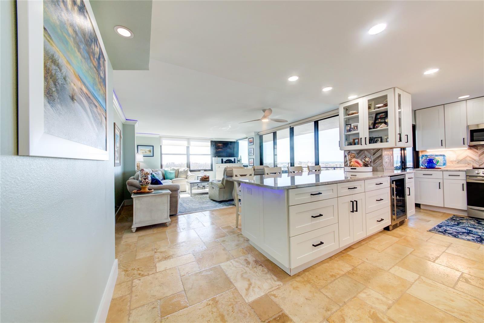 Image 23 of 55 For 6415 Midnight Pass Road 904