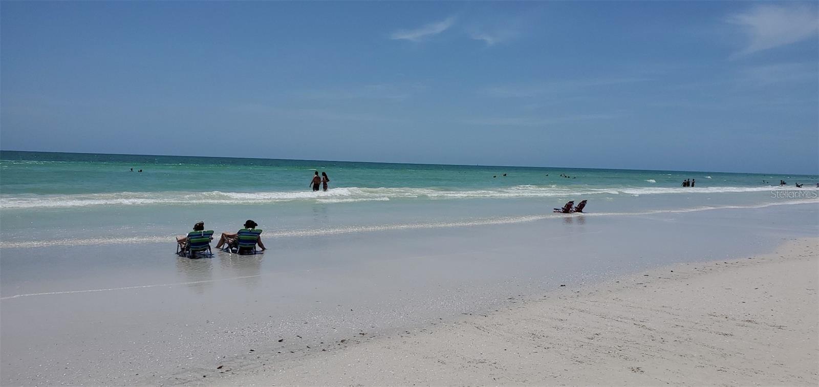 Image 52 of 55 For 6415 Midnight Pass Road 904