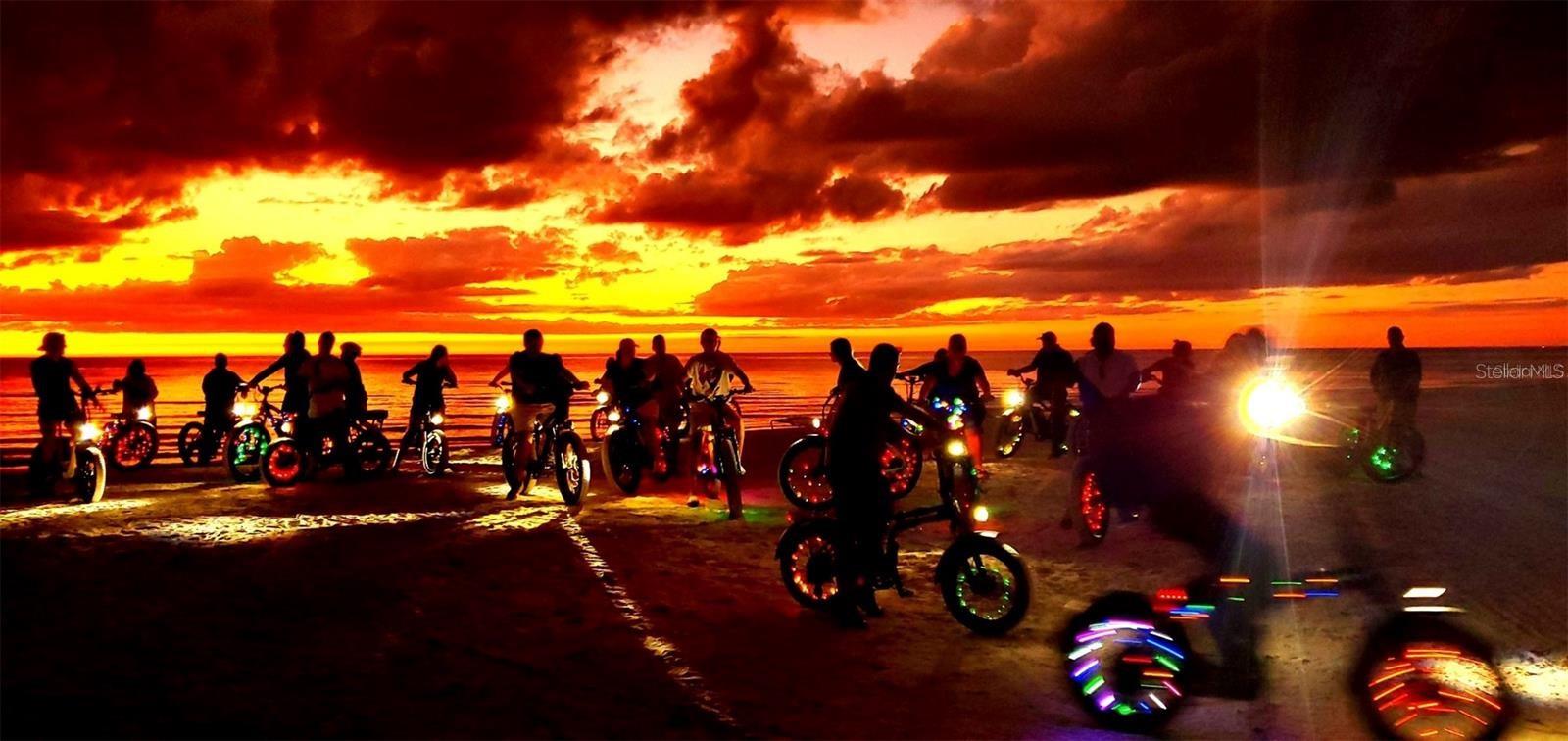 Image 54 of 55 For 6415 Midnight Pass Road 904