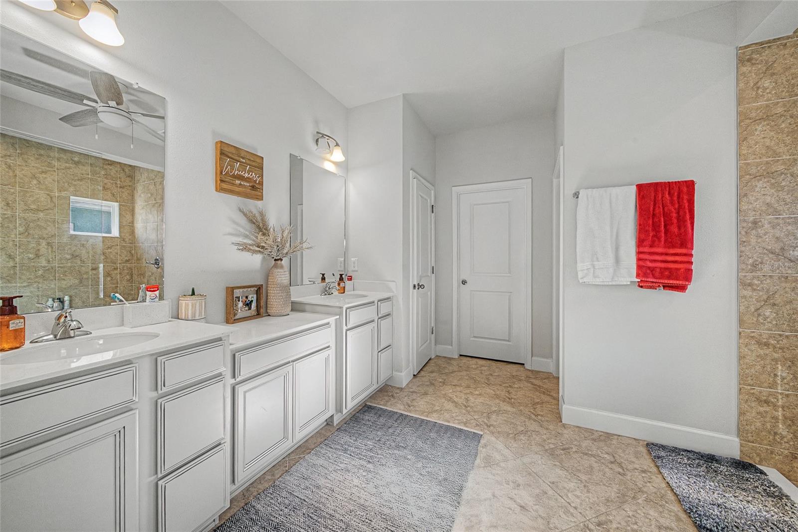 Image 15 of 44 For 6413 114th Avenue E