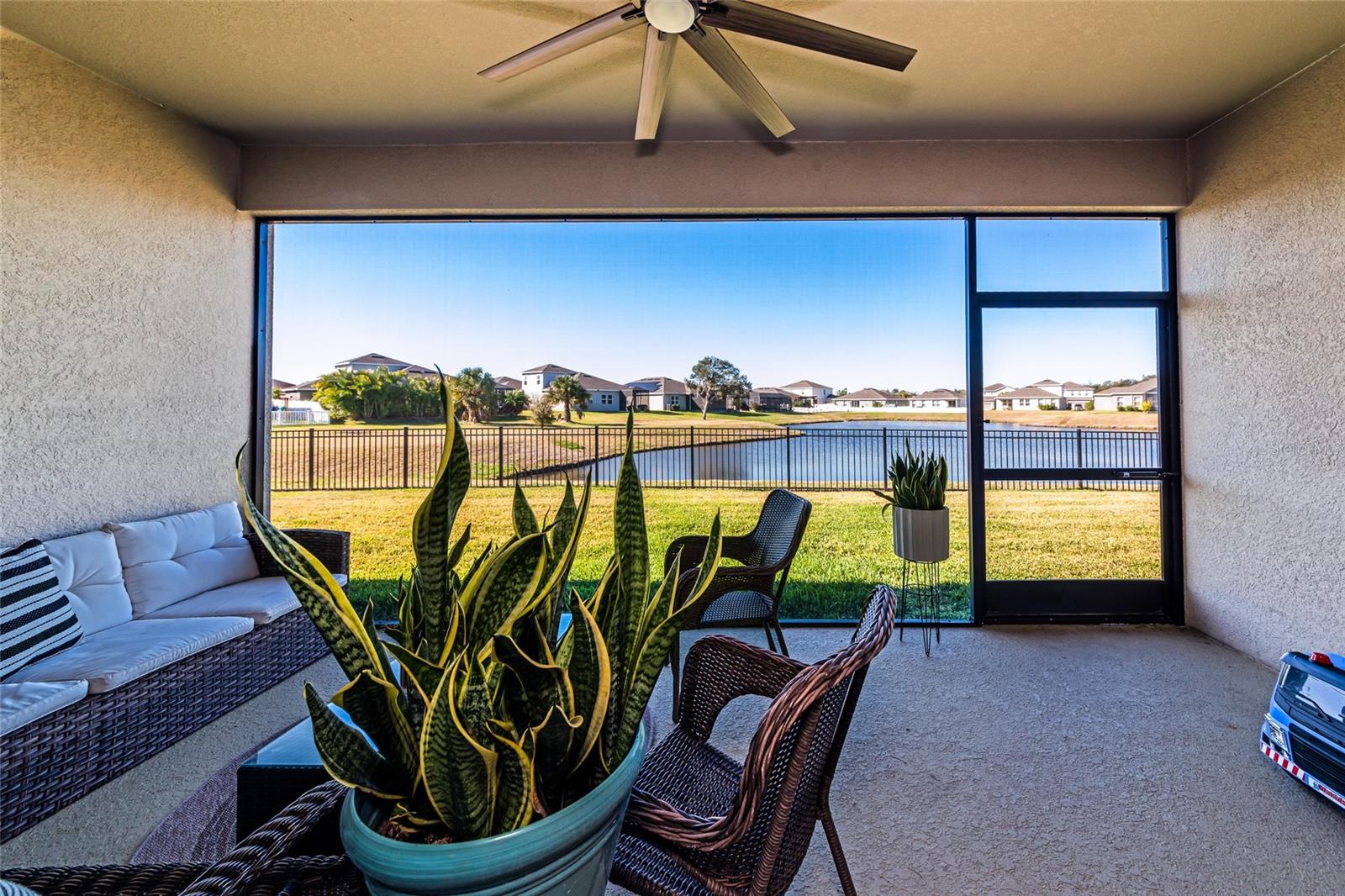 Image 37 of 44 For 6413 114th Avenue E