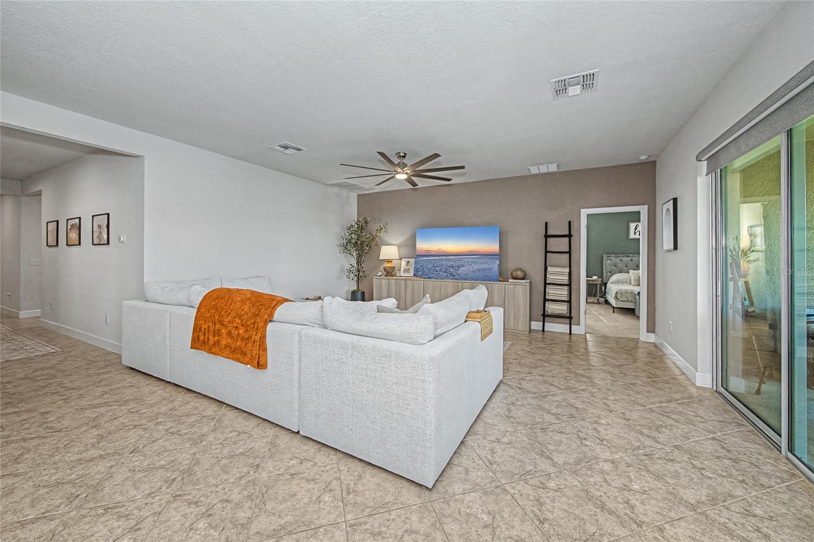 Image 9 of 44 For 6413 114th Avenue E