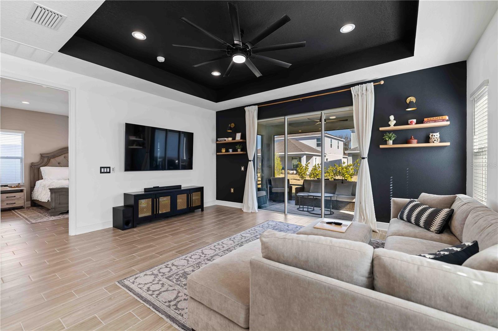 Image 15 of 71 For 10116 Cross River Trail