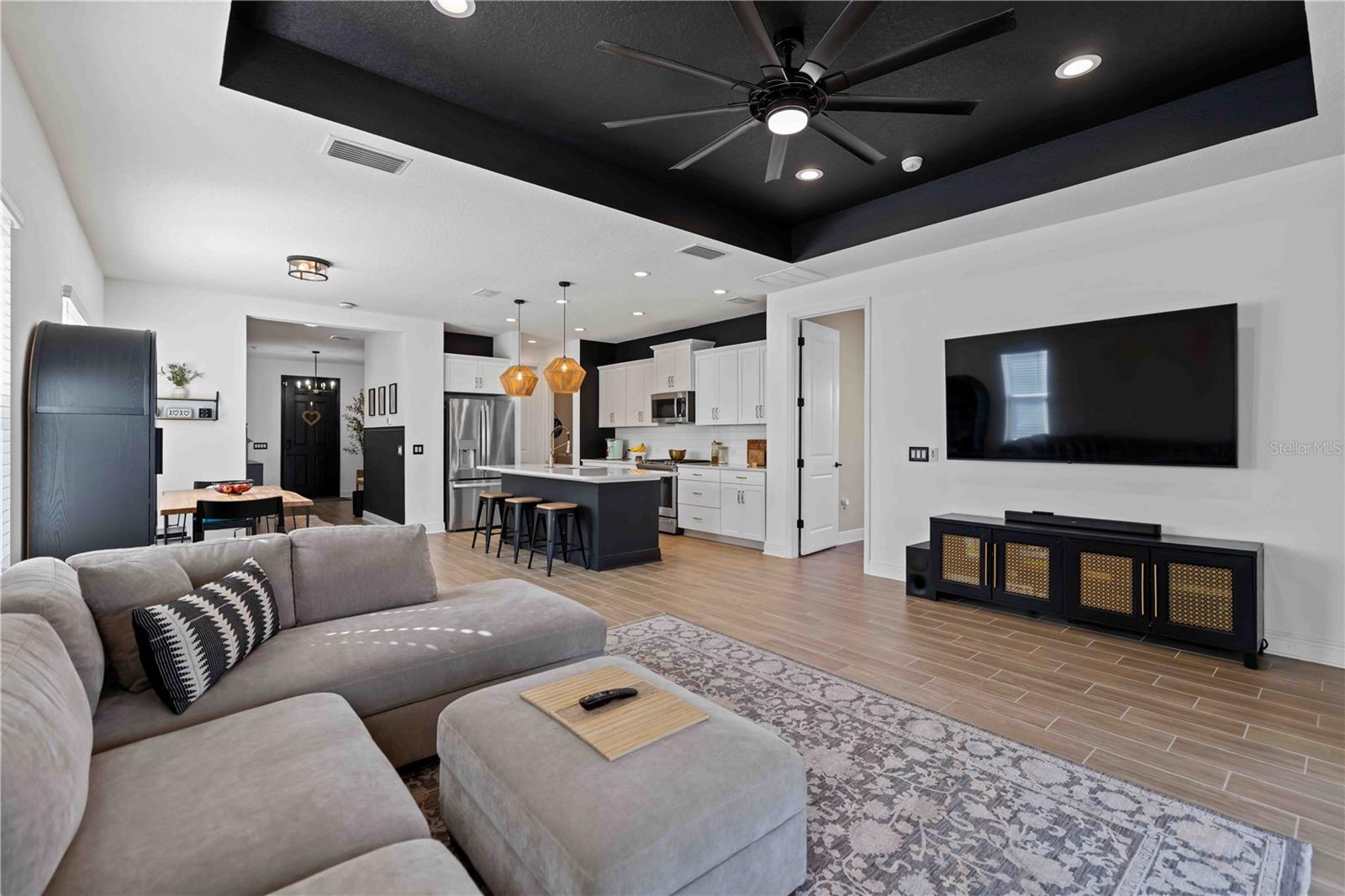 Image 16 of 71 For 10116 Cross River Trail