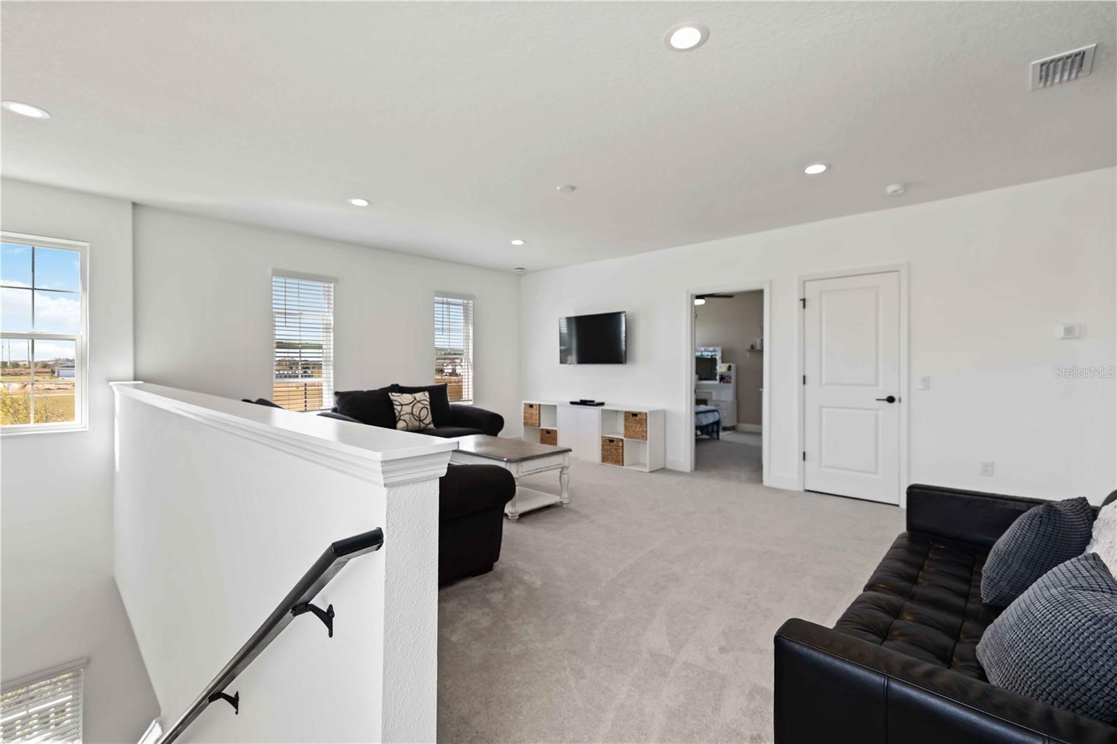 Image 26 of 71 For 10116 Cross River Trail