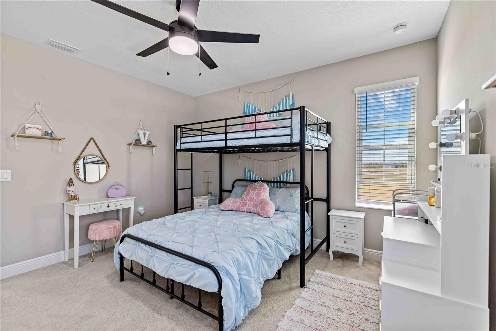 Image 30 of 71 For 10116 Cross River Trail