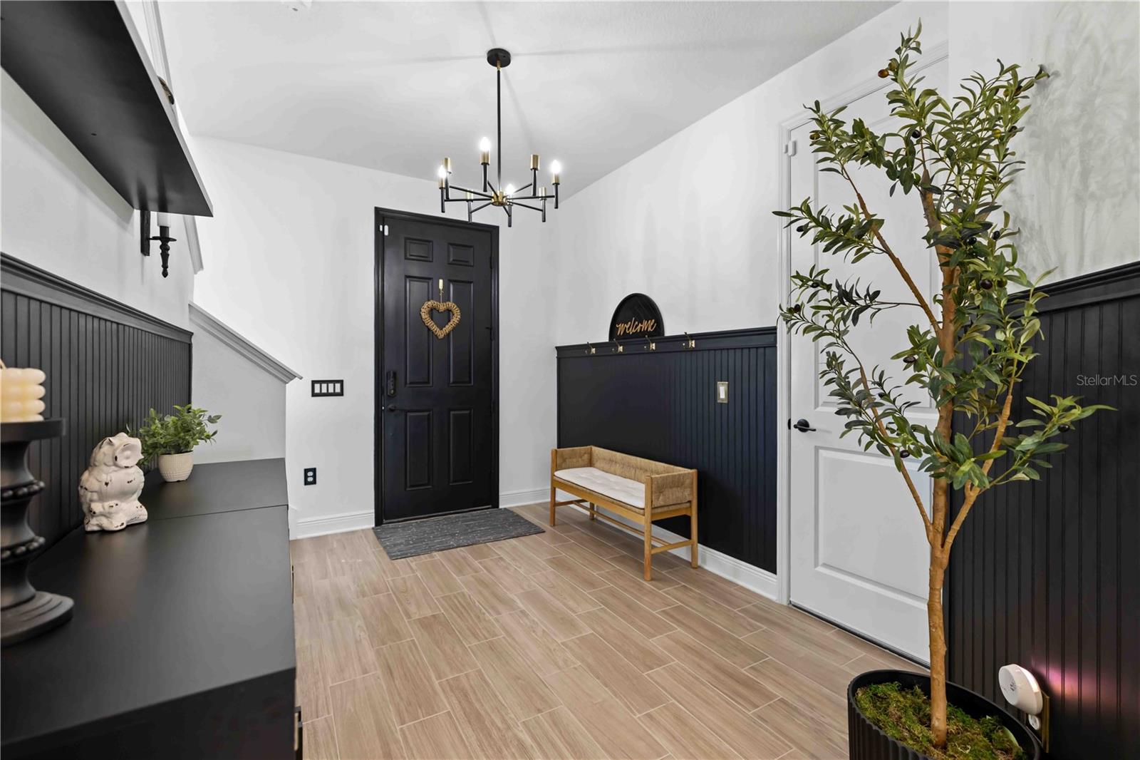 Image 4 of 71 For 10116 Cross River Trail