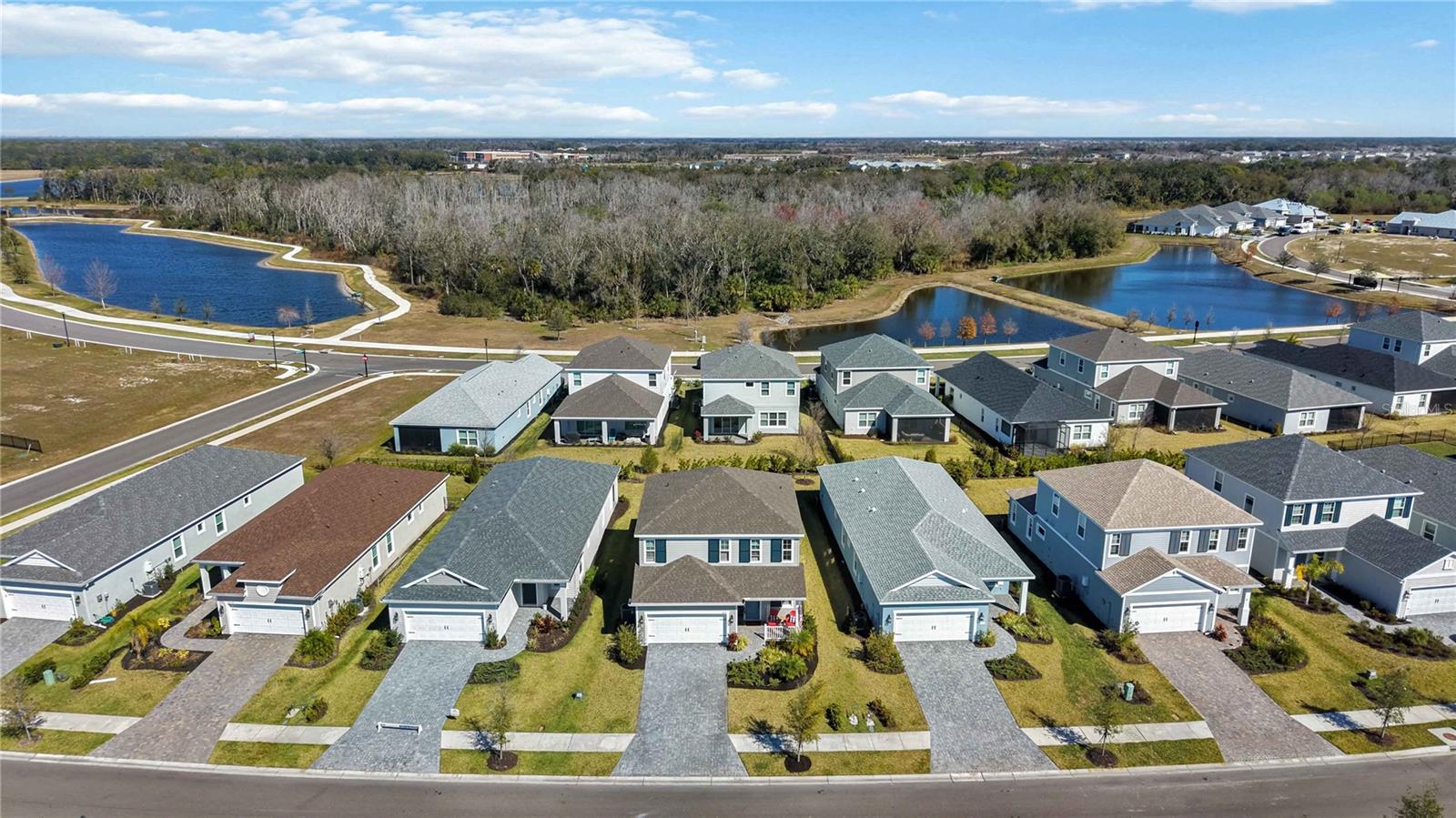 Image 43 of 71 For 10116 Cross River Trail