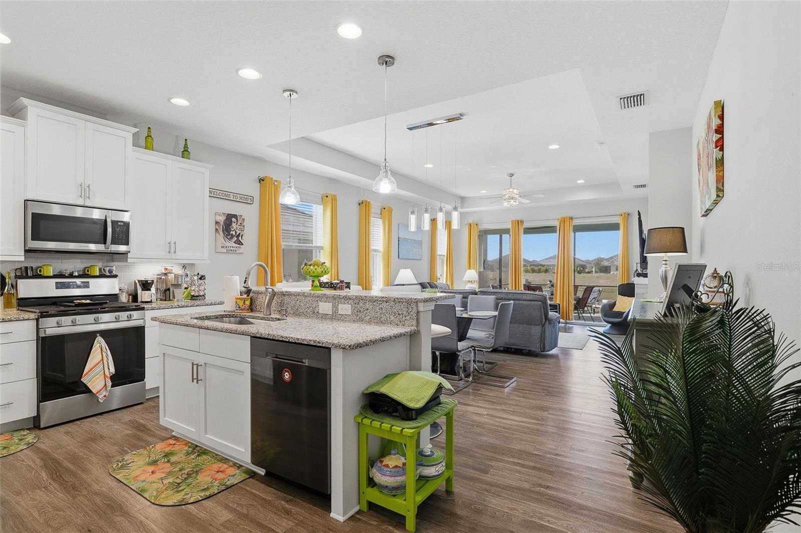 Image 20 of 63 For 7522 Campus Cove