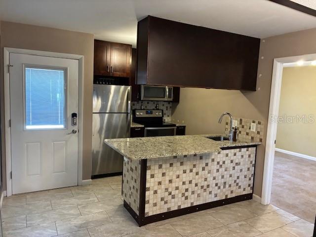 Image 2 of 16 For 3806 Oak Drive V21