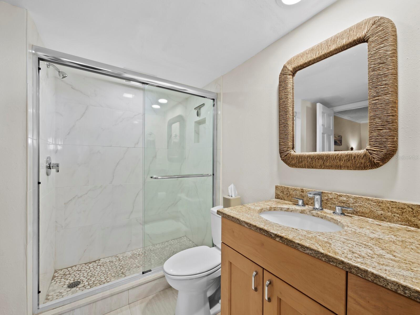 Image 22 of 57 For 1485 Gulf Of Mexico Drive 110