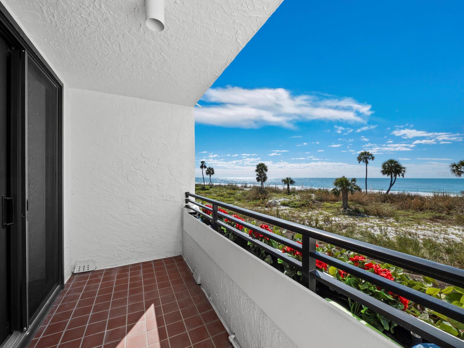 Image 29 of 57 For 1485 Gulf Of Mexico Drive 110