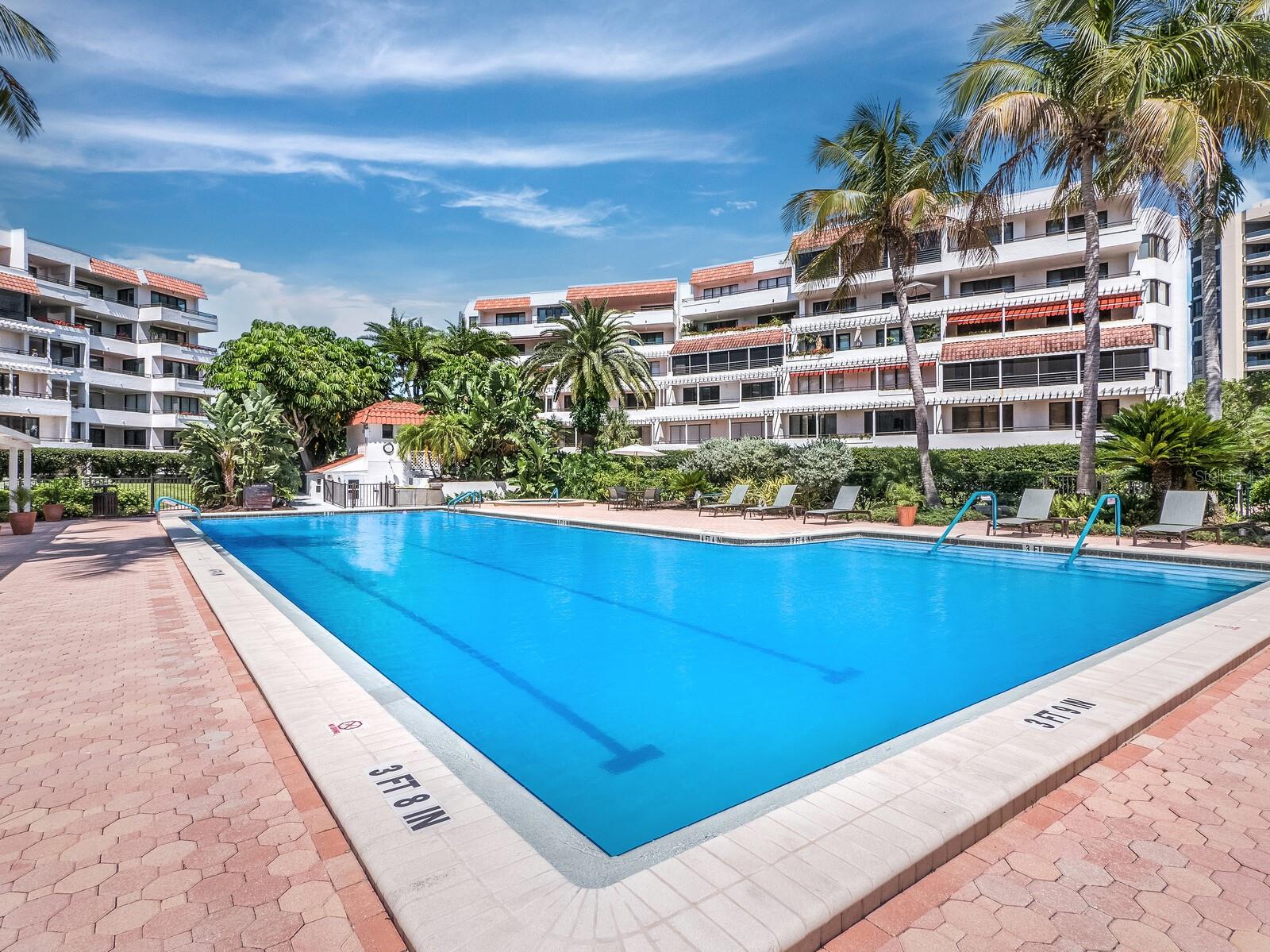 Image 36 of 57 For 1485 Gulf Of Mexico Drive 110